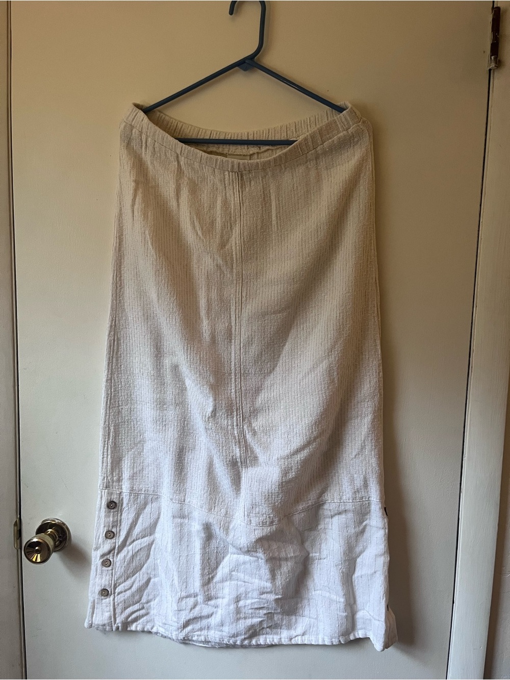 Produce Company Women's Medium White Linen Button-Accent Maxi Skirt